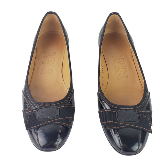 Salvatore Ferragamo Black Patent Leather Flats 6B - Picture 5 of 9